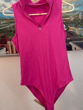 Jennifer Lopez Pink Ribbed Sleeveless Quarter-Zip Bodysuit Large